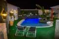 piscina noche